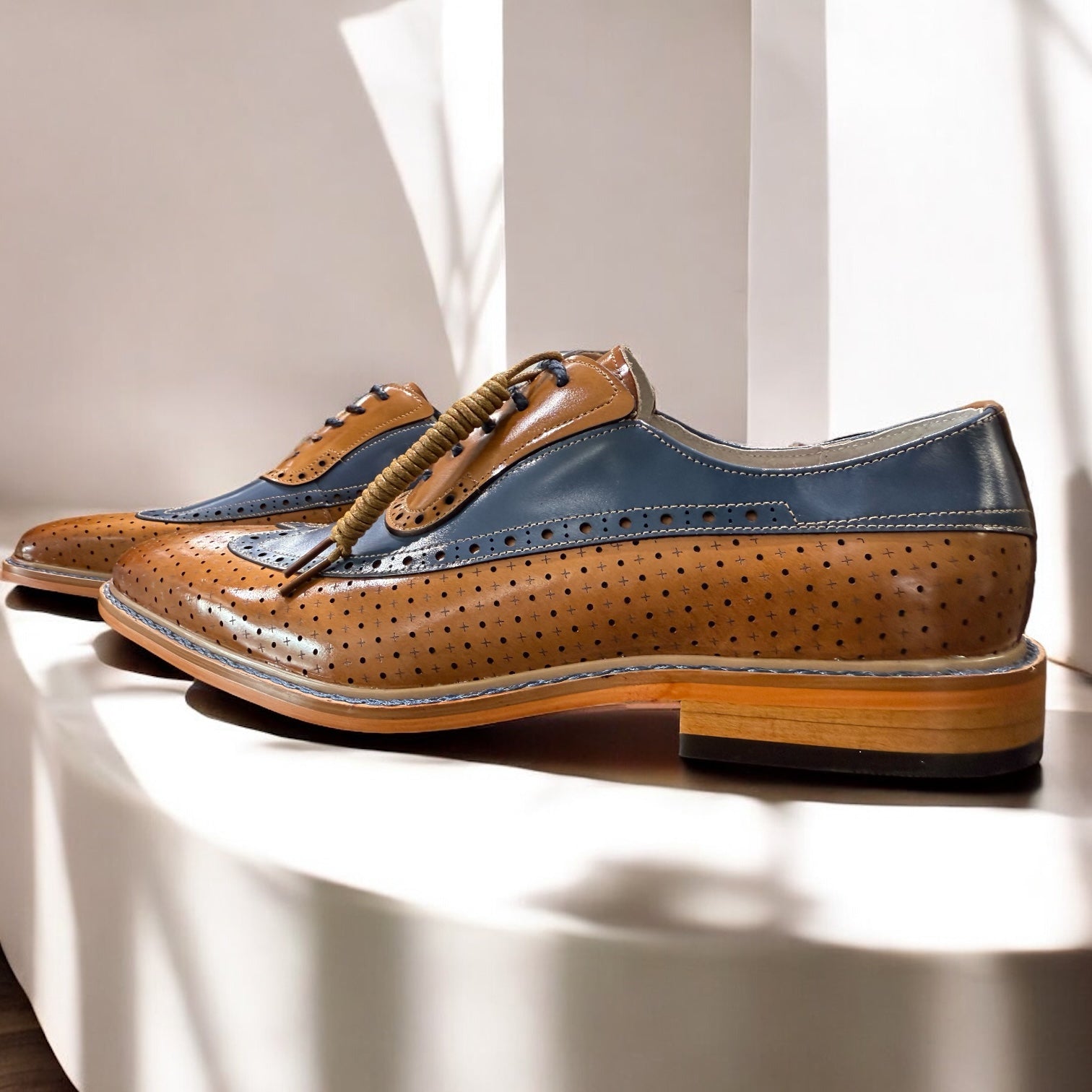 Giovani "Rio" Leather Shoe (Navy/Tan)